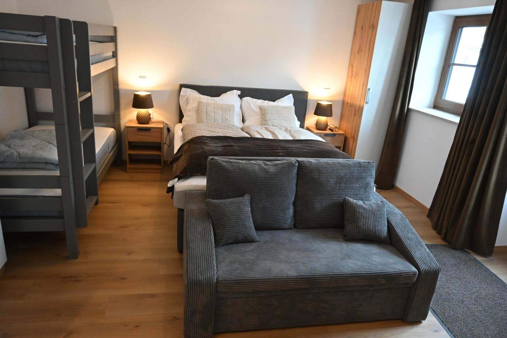 Nicky Apartments And Studios نيديراو المظهر الخارجي الصورة