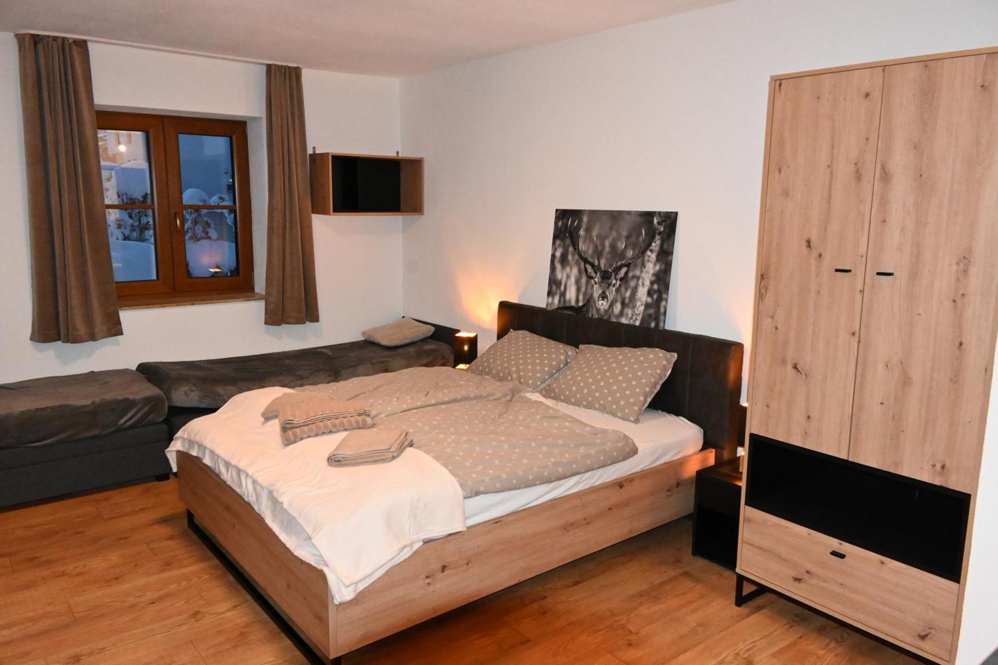 Nicky Apartments And Studios نيديراو المظهر الخارجي الصورة