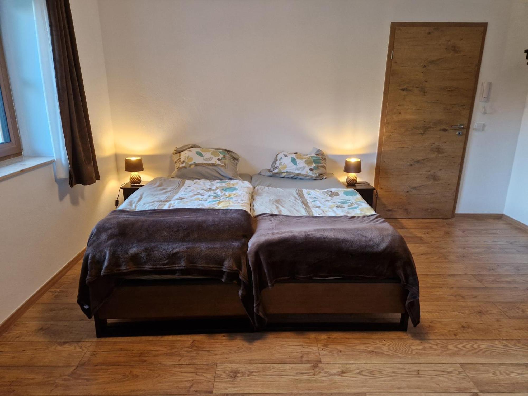 Nicky Apartments And Studios نيديراو المظهر الخارجي الصورة