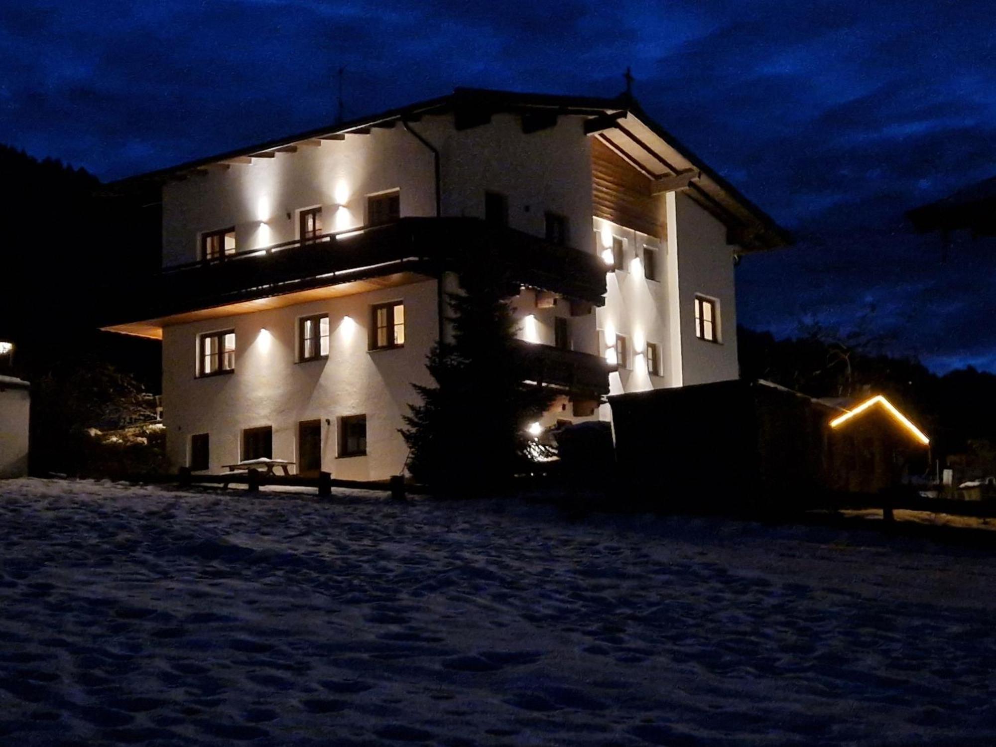 Nicky Apartments And Studios نيديراو المظهر الخارجي الصورة